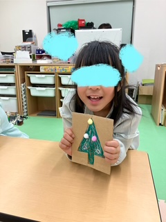 １２月１４日（土）　ツリーを作ろう🎄