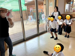 5月12日(月)みんなでジャンプ