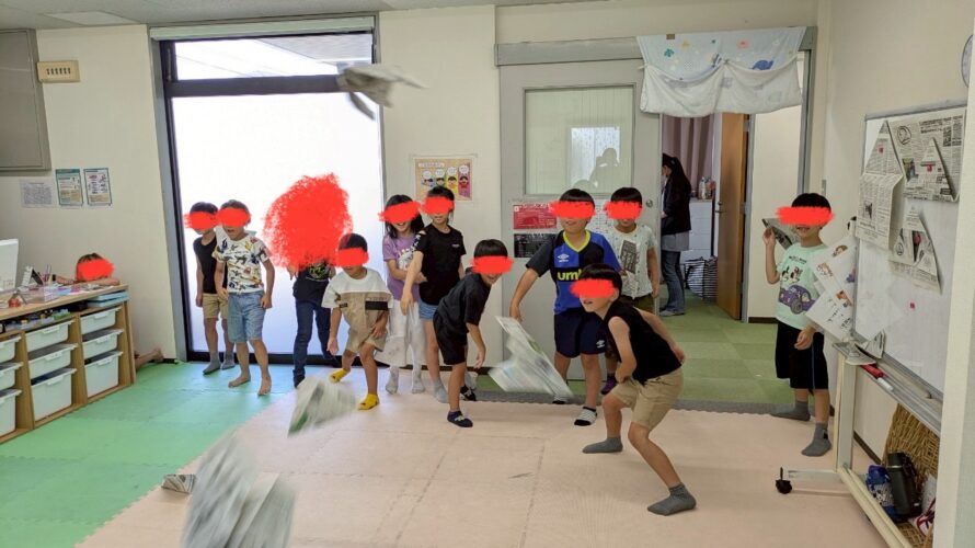 7月22日(火)紙飛行機を飛ばそう🛩
