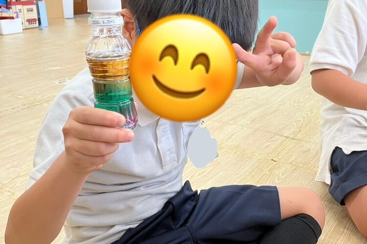 9月19日(金)虹色ボトルを作ろう🌈