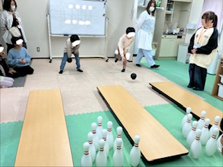 4月4日(土)おやつ選び♫＆ボーリング大会🎳
