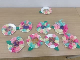 6月6日(土)　ステンドグラスを作ろう🌈