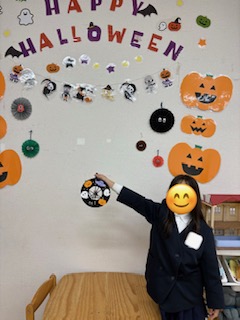 10月13日(火)ハロウィーンリース🎃👻を作ろう！